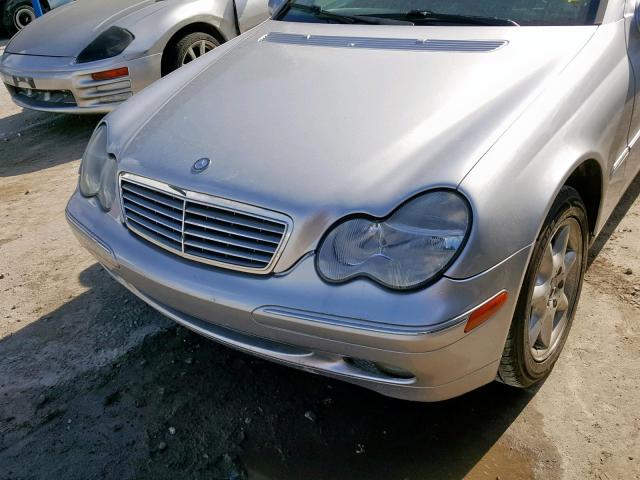 WDBRF61J32F248239 - 2002 MERCEDES-BENZ C 240 SILVER photo 9