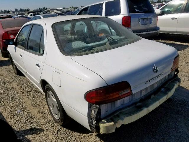 1N4BU31F4PC181135 - 1993 NISSAN ALTIMA XE WHITE photo 3