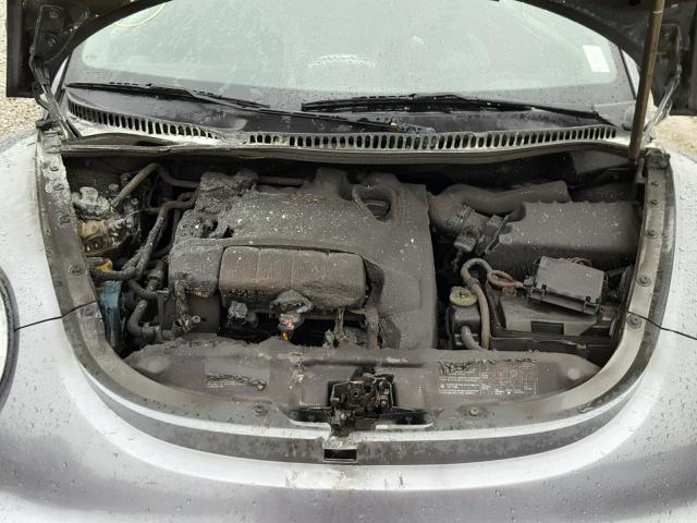 3VWCM21Y34M306045 - 2004 VOLKSWAGEN NEW BEETLE 石墨色 照片 7