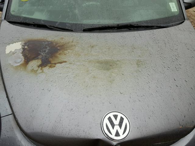 3VWCM21Y34M306045 - 2004 VOLKSWAGEN NEW BEETLE 石墨色 照片 9