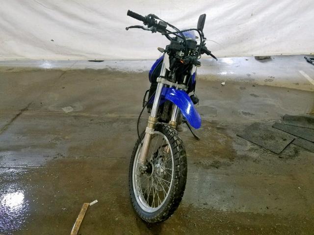 JS1SP46A4Y2100964 - 2000 SUZUKI DR650 SE BLUE photo 9