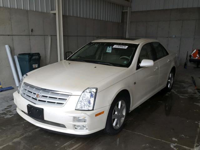 1G6DW677060168397 - 2006 CADILLAC STS WHITE photo 2