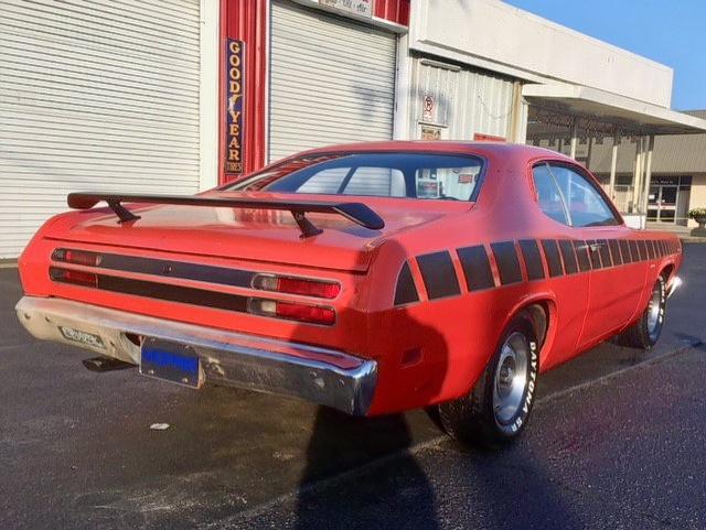 VL29C0B385091 - 1970 PLYMOUTH DUSTER RED photo 4