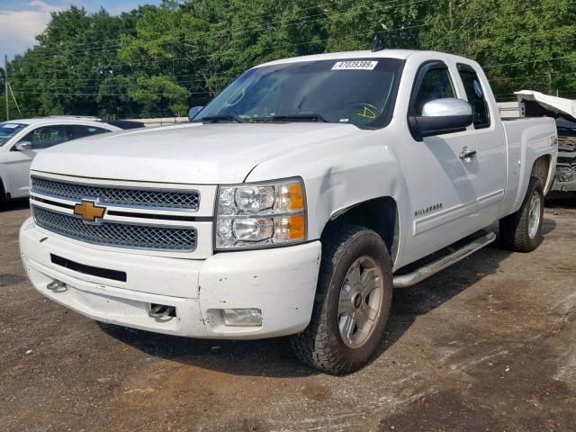 1GCRCSE07CZ296976 - 2012 CHEVROLET SILVERADO WHITE photo 2