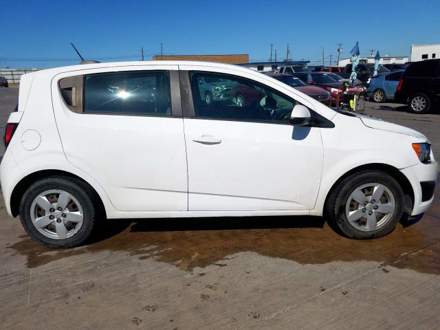 1G1JA6SH5G4106057 - 2016 CHEVROLET SONIC LS WHITE photo 9