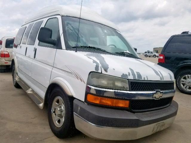 1GBFG15TX31166544 - 2003 CHEVROLET EXPRESS G1 WHITE photo 1