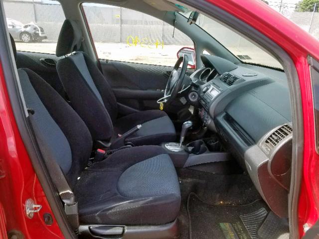 JHMGD38628S045615 - 2008 HONDA FIT SPORT RED photo 5