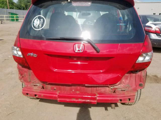 JHMGD38628S045615 - 2008 HONDA FIT SPORT RED photo 9