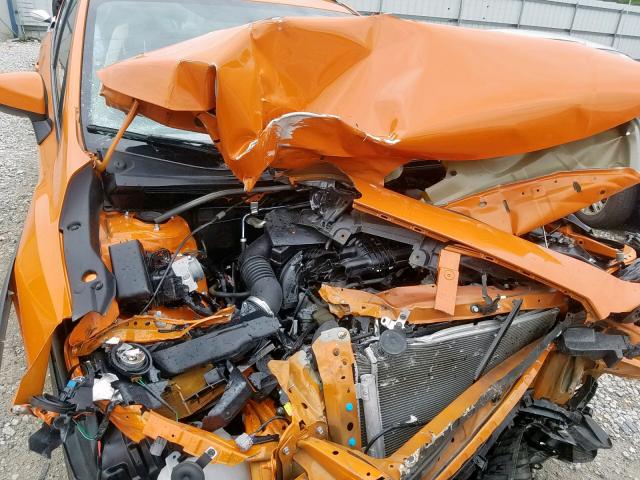 JF2GTABC7JH217326 - 2018 SUBARU CROSSTREK ORANGE photo 7