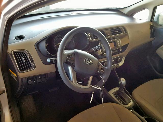 KNADM4A3XG6561607 - 2016 KIA RIO LX SILVER photo 9