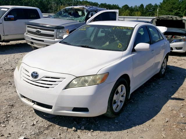 4T4BE46K17R008073 - 2007 TOYOTA CAMRY CE WHITE photo 2