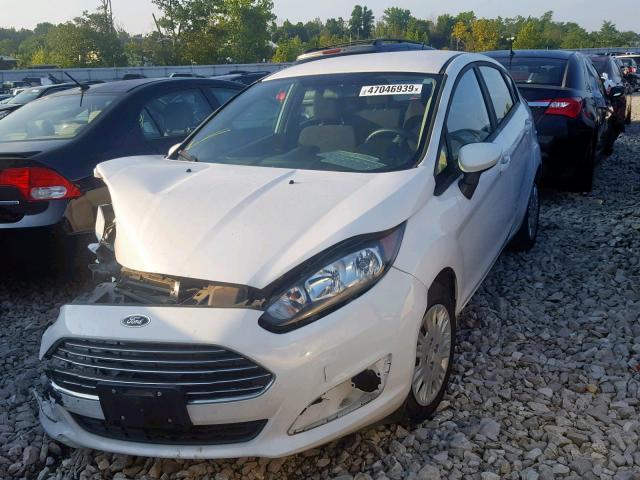 3FADP4TJ1GM169837 - 2016 FORD FIESTA S WHITE photo 2