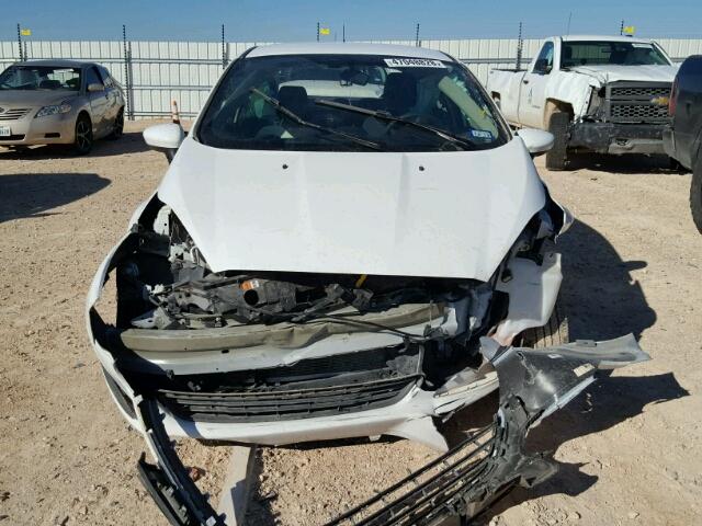 3FADP4BJ0HM169993 - 2017 FORD FIESTA SE WHITE photo 9