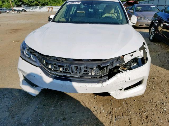 1HGCR3F03HA013974 - 2017 HONDA ACCORD EXL WHITE photo 7