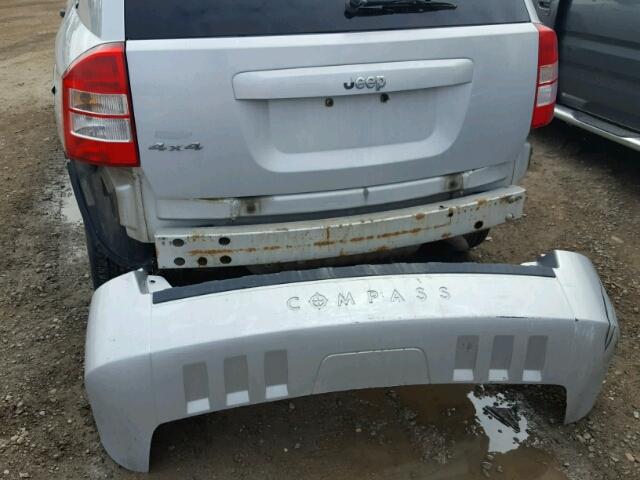 1J8FF47W48D598147 - 2008 JEEP COMPASS SP ვერცხლისფერი ფოტო 9