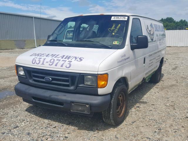 1FTRE14L04HA11557 - 2004 FORD ECONOLINE WHITE photo 2