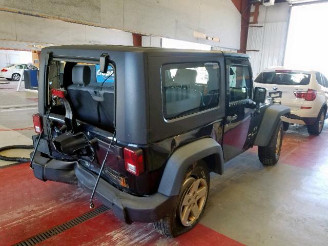 1J4FA24108L537350 - 2008 JEEP WRANGLER X BLACK photo 4