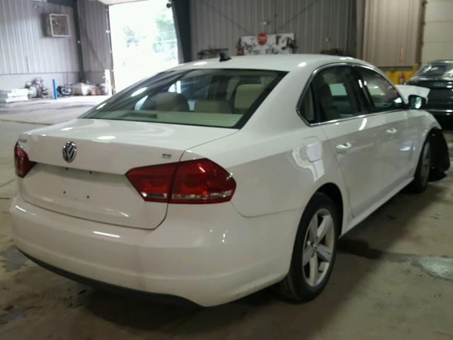 1VWBP7A3XDC023342 - 2013 VOLKSWAGEN PASSAT SE WHITE photo 4