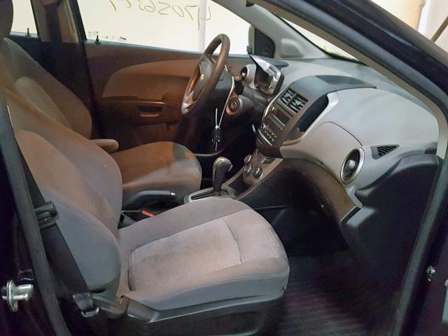 1G1JA5SH9G4184125 - 2016 CHEVROLET SONIC LS 黑色 照片 5