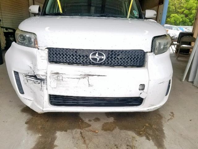 JTLKE50E581022332 - 2008 TOYOTA SCION XB Ақ фото 9