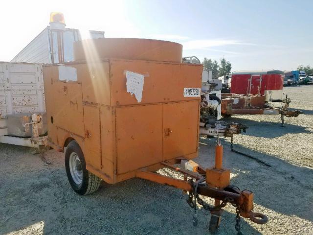 00867112 - 1971 TRAIL KING GENERATOR ORANGE photo 1