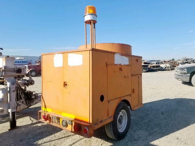 00867112 - 1971 TRAIL KING GENERATOR ORANGE photo 4