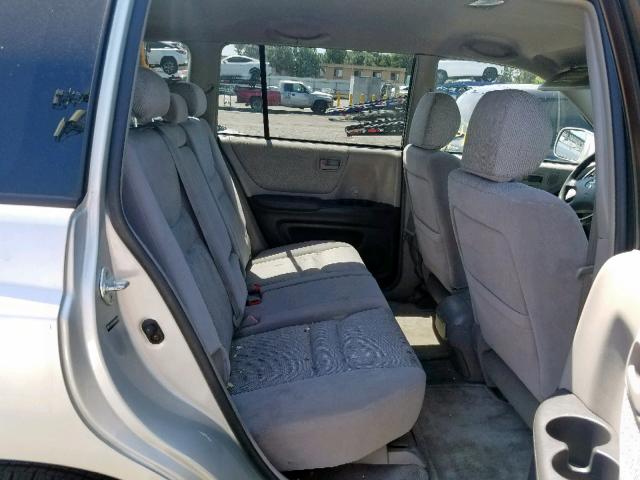 JTEGD21A430065083 - 2003 TOYOTA HIGHLANDER SILVER photo 6