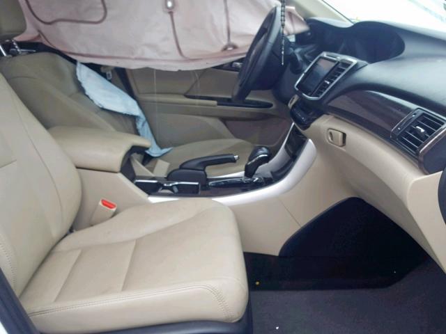 1HGCR2F85GA161431 - 2016 HONDA ACCORD EXL WHITE photo 5