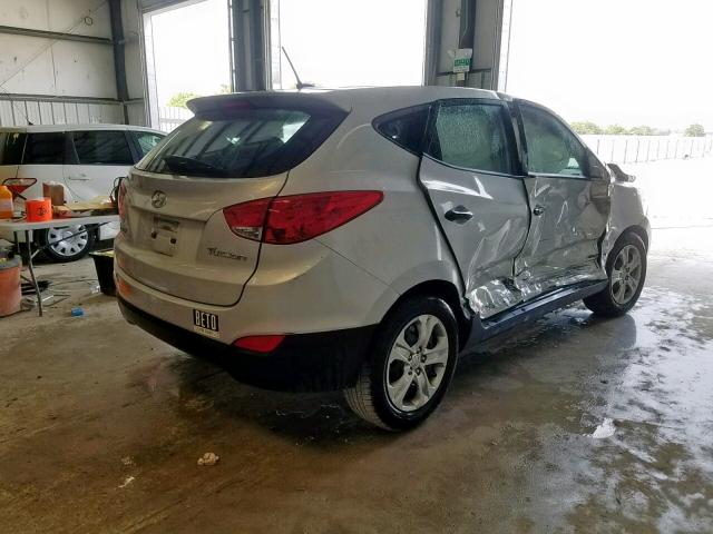 KM8JT3AB5BU284178 - 2011 HYUNDAI TUCSON GL SILVER photo 4