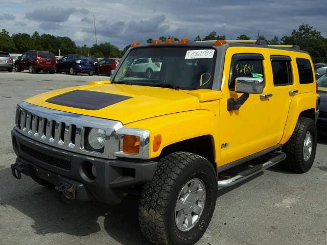 5GTDN136668281636 - 2006 HUMMER H3 YELLOW photo 2