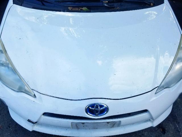 JTDKDTB36C1503570 - 2012 TOYOTA PRIUS C WHITE photo 7