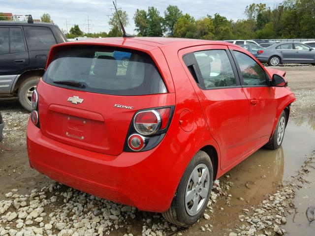 1G1JA6SH2E4228422 - 2014 CHEVROLET SONIC LS RED photo 4