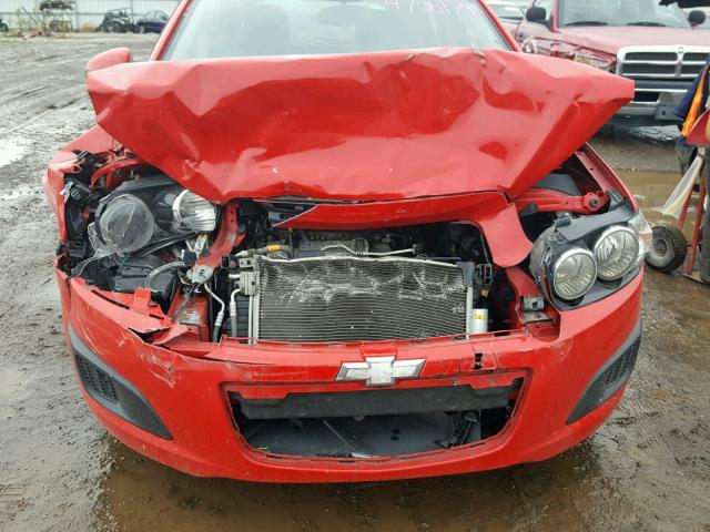 1G1JA6SH2E4228422 - 2014 CHEVROLET SONIC LS RED photo 7