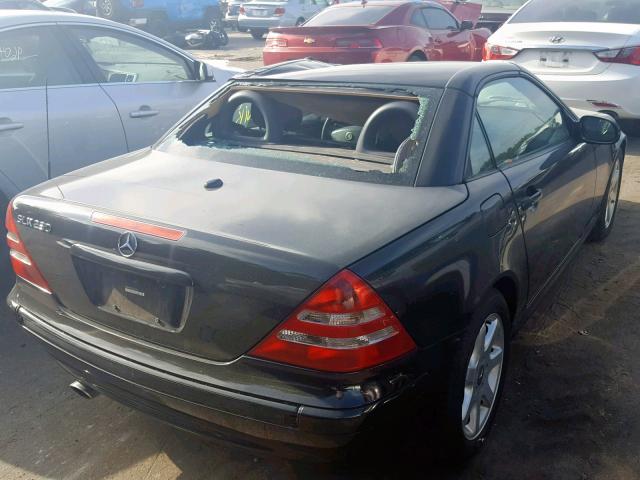 WDBKK49F93F275349 - 2003 MERCEDES-BENZ SLK 230 KO BLACK photo 4