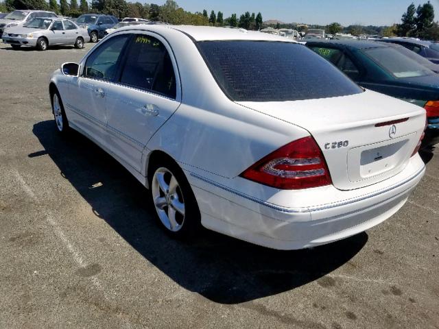 WDBRF54H36F793057 - 2006 MERCEDES-BENZ C 280 WHITE photo 3