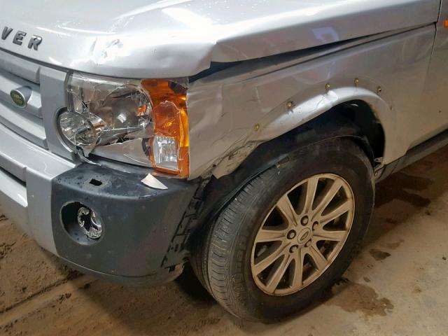 SALAE25407A436230 - 2007 LAND ROVER LR3 SE SILVER photo 9