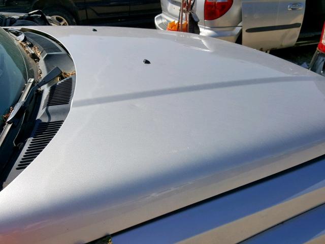 1J4RG4GK9AC159093 - 2010 JEEP COMMANDER SILVER photo 9