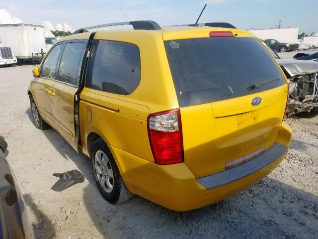 KNDMG4C36A6324692 - 2010 KIA SEDONA LX YELLOW photo 3