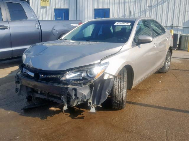 4T1BF1FK2GU256046 - 2016 TOYOTA CAMRY LE SILVER photo 2