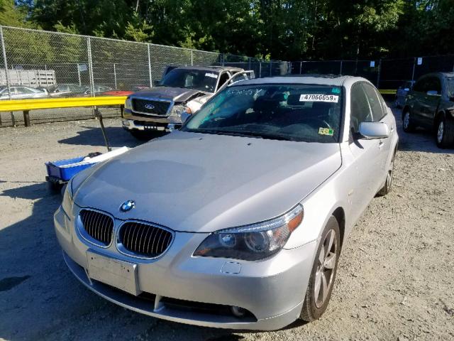 WBANF73517CU25432 - 2007 BMW 530 XI SILVER photo 2