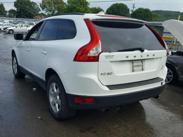 YV4982DZ8A2080137 - 2010 VOLVO XC60 3.2 WHITE photo 3