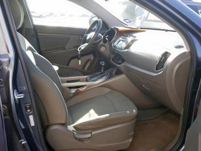 KNDPCCA28C7171971 - 2012 KIA SPORTAGE E BLUE photo 5