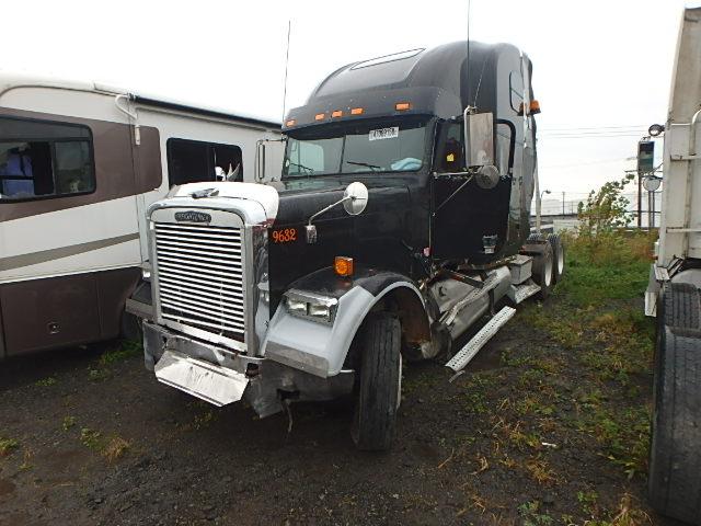 1FUJF6AV75DN69632 - 2005 FREIGHTLINER CONVENTION BLACK photo 2