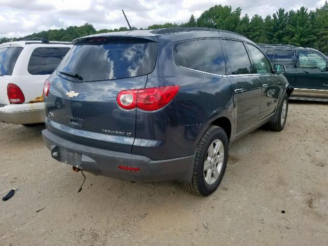 1GNKVGED9BJ370804 - 2011 CHEVROLET TRAVERSE L GRAY photo 4