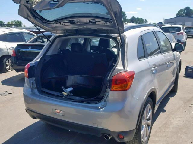 4A4AP4AU3FE005321 - 2015 MITSUBISHI OUTLANDER SILVER photo 4