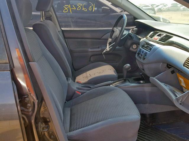 JA3AJ26E93U004205 - 2003 MITSUBISHI LANCER ES GRAY photo 5