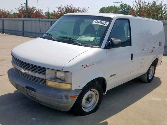 1GCDM19W2YB166877 - 2000 CHEVROLET ASTRO WHITE photo 2