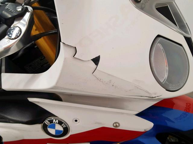 WB1051702BZV43343 - 2011 BMW S 1000 RR WHITE photo 10