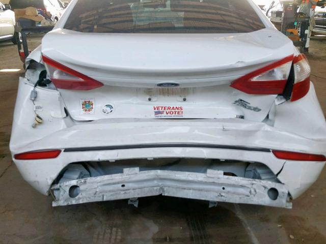 3FADP4AJ1GM108068 - 2016 FORD FIESTA S WHITE photo 9