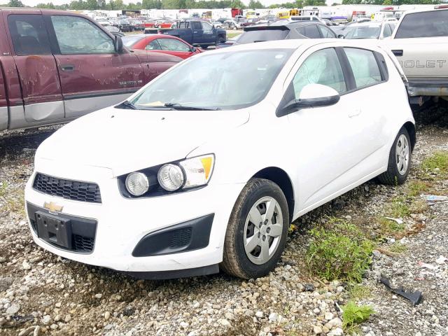 1G1JA6SH5E4172458 - 2014 CHEVROLET SONIC LS WHITE photo 2